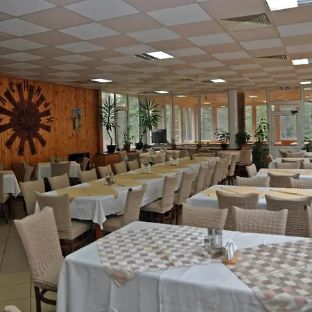 Hotel Alen Mak * Govedarți