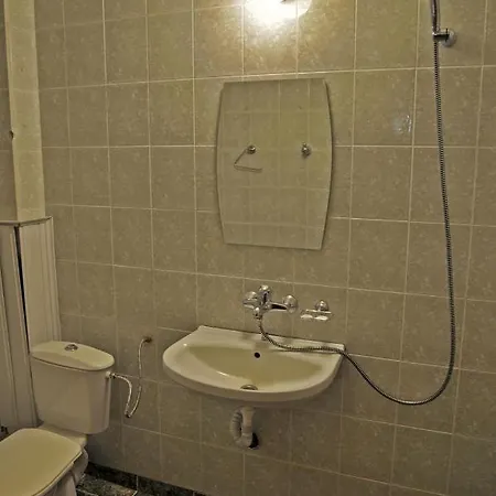 Hotel Alen Mak *