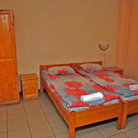 Hotel Alen Mak *